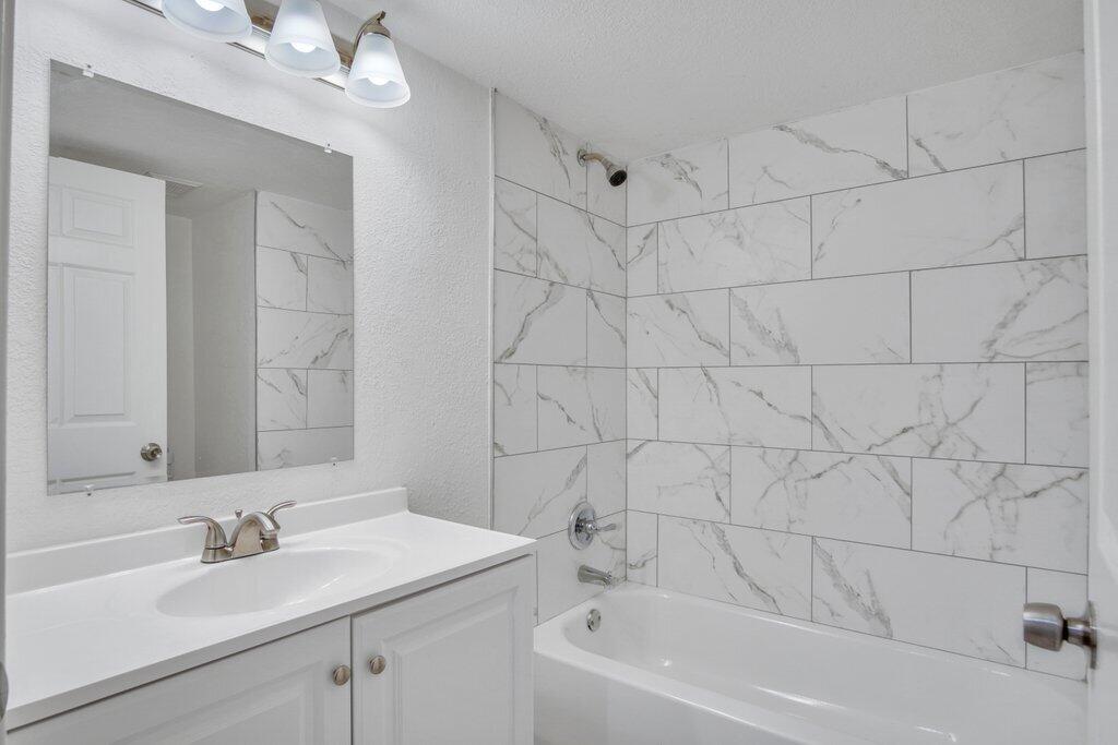17388 Boca Club Boulevard, Unit 201 Boca Raton, FL 33487 - Photo 28 of 44 Guest Bathroom L.jpg-SMALL