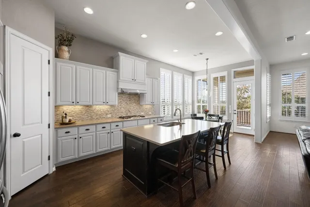 $699,000 | 16101 Golden Top Drive, Austin, TX 78738