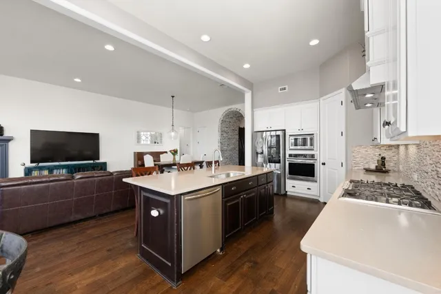 $699,000 | 16101 Golden Top Drive, Austin, TX 78738