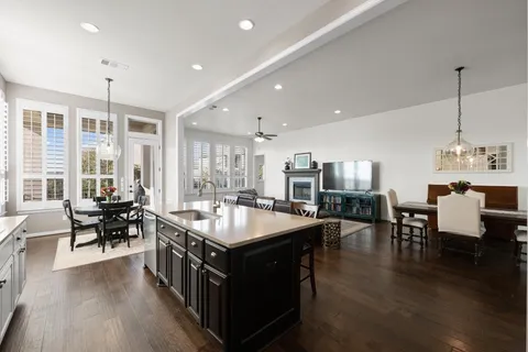 $699,000 | 16101 Golden Top Drive, Austin, TX 78738