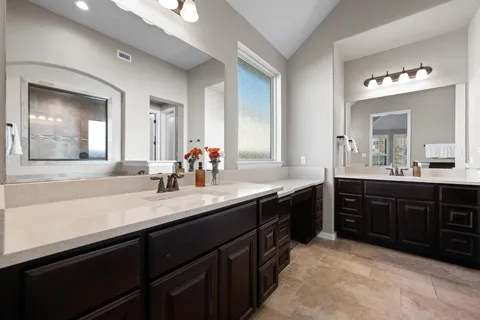 $699,000 | 16101 Golden Top Drive, Austin, TX 78738