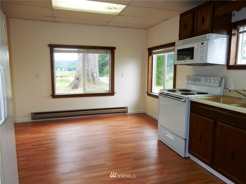 25687 Hoehn Road Sedro-Woolley, WA 98284 - Photo 11 of 22 Gallery Image 11