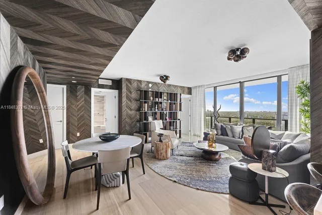 $1,550,000 | 1451 Brickell Avenue, Unit 2505, Miami, FL 33131