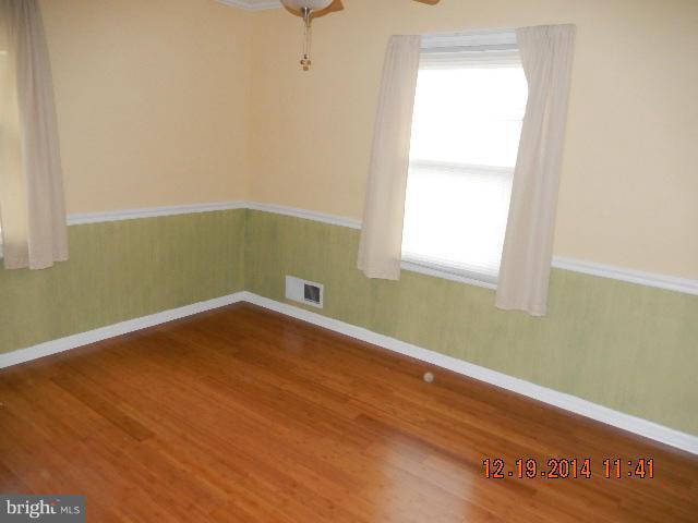 4501 Belle Grove Road Baltimore, MD 21225 - Photo 10 of 17 Bedroom