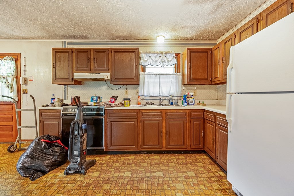 3722 Wesendonck Road Bland, VA 24315 - Photo 13 of 74 Gallery Image 13