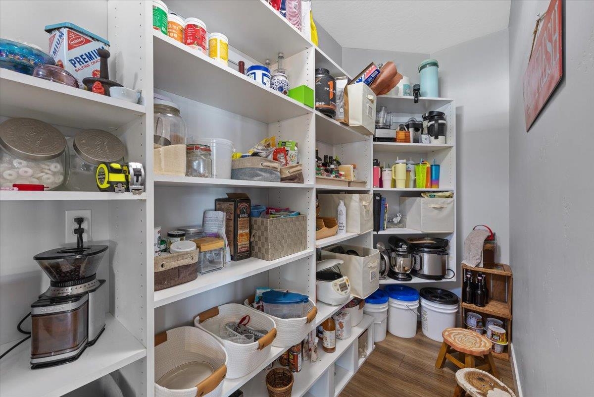 4210 West Pine Cliff Court Spokane, WA 99208 - Photo 18 of 49