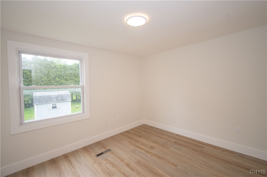 5646 Vistula Path Brewerton, NY 13029 - Photo 19 of 33