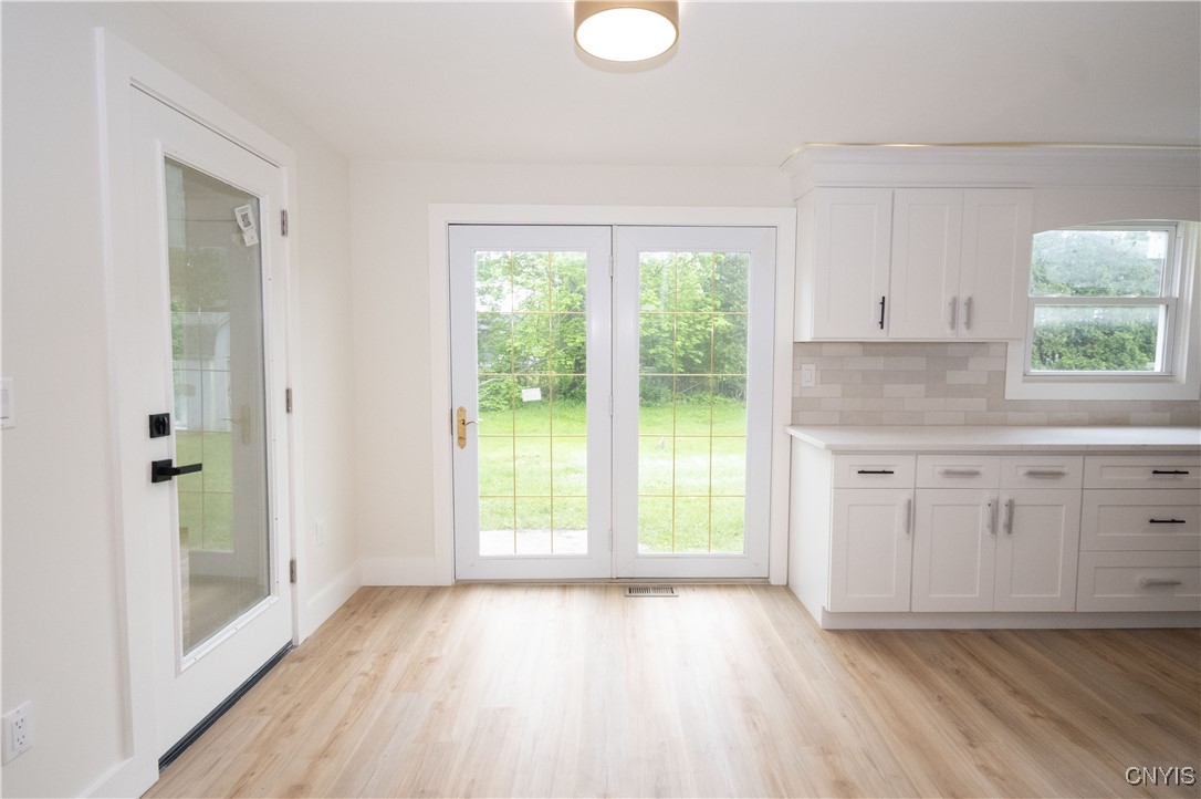 5646 Vistula Path Brewerton, NY 13029 - Photo 4 of 33