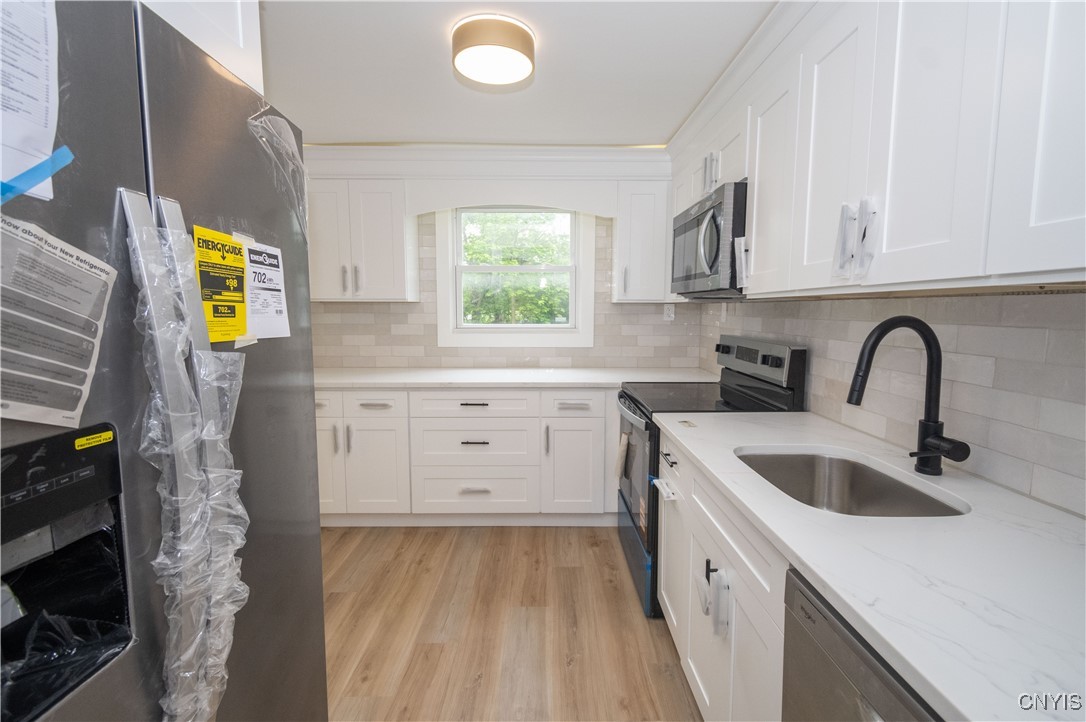 5646 Vistula Path Brewerton, NY 13029 - Photo 9 of 33