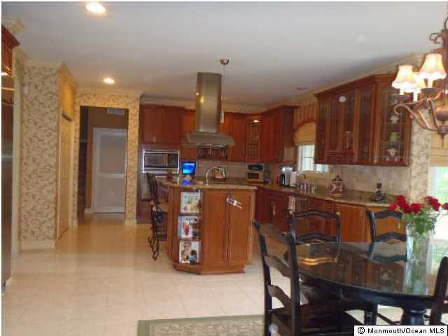 1 Risa Benjamin Way Freehold, NJ 07728 - Photo 3 of 12 Additional Photo
