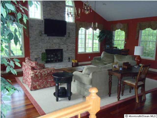 1 Risa Benjamin Way Freehold, NJ 07728 - Photo 4 of 12 Additional Photo