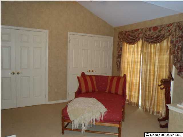 1 Risa Benjamin Way Freehold, NJ 07728 - Photo 8 of 12 Additional Photo