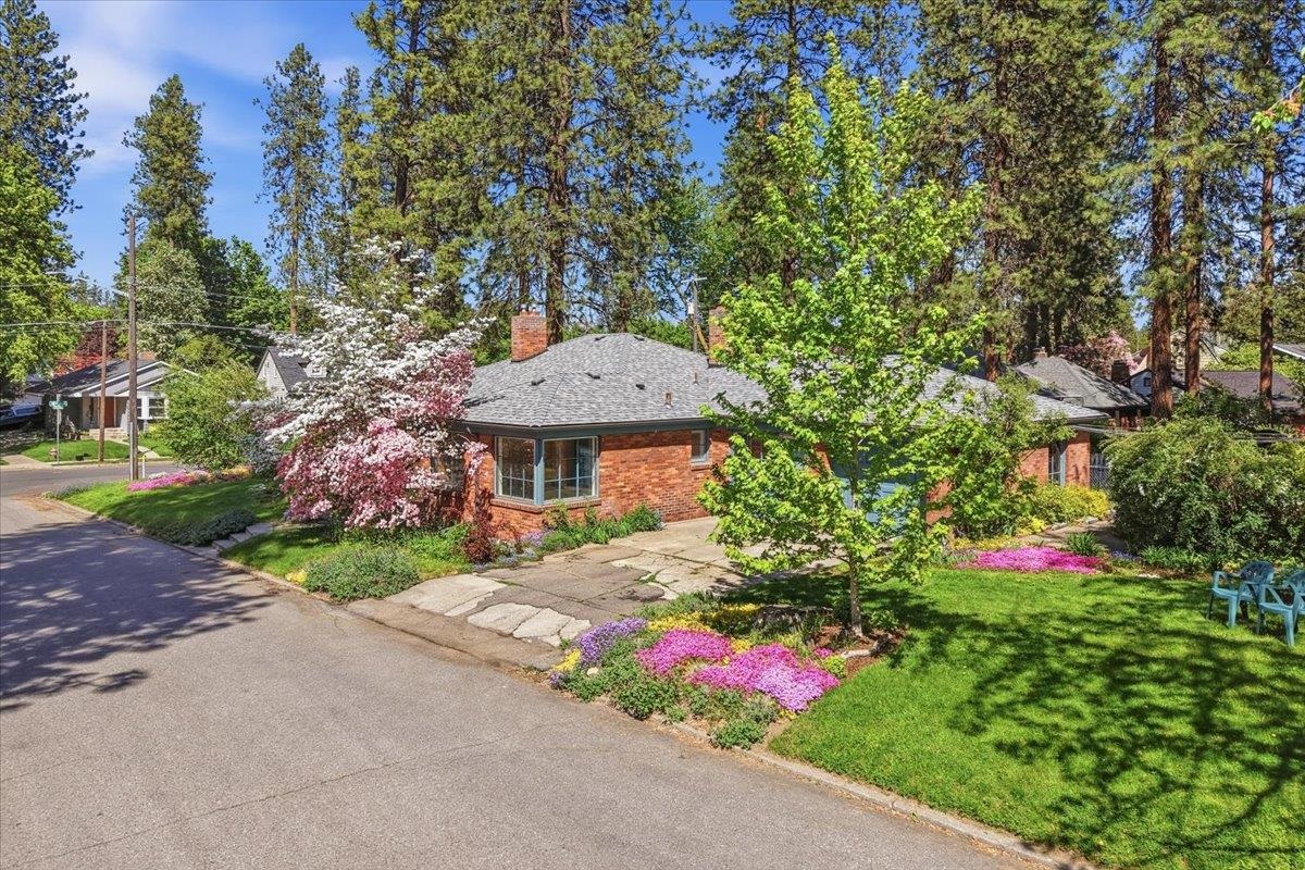 1803 South Arthur Street Spokane, WA 99203 - Photo 5 of 49