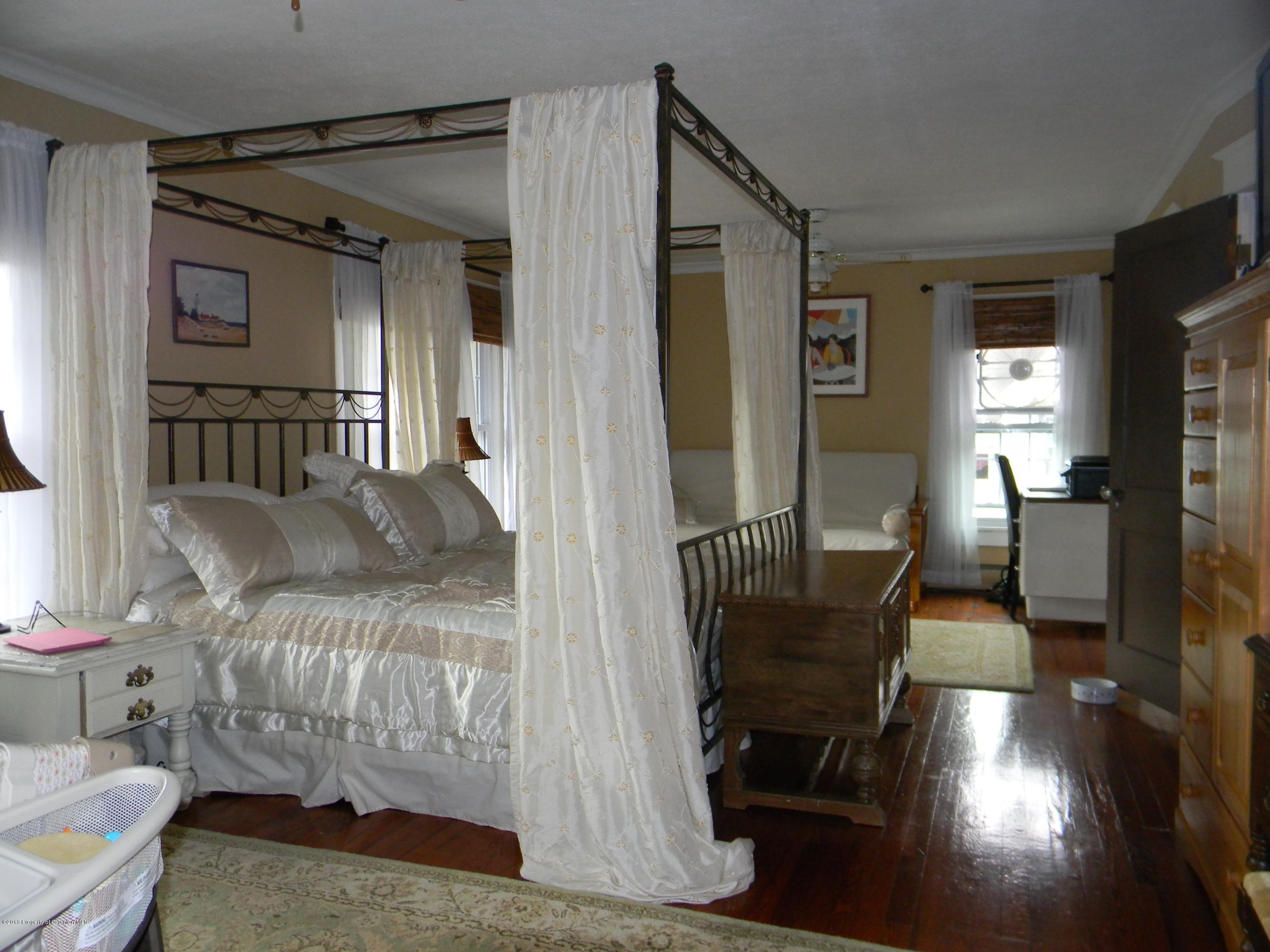 111 State Street Nicholson, PA 18446 - Photo 8 of 41 Gallery Image 8