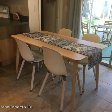 $1,900 | 320 Pierce Avenue, Cape Canaveral, FL 32920