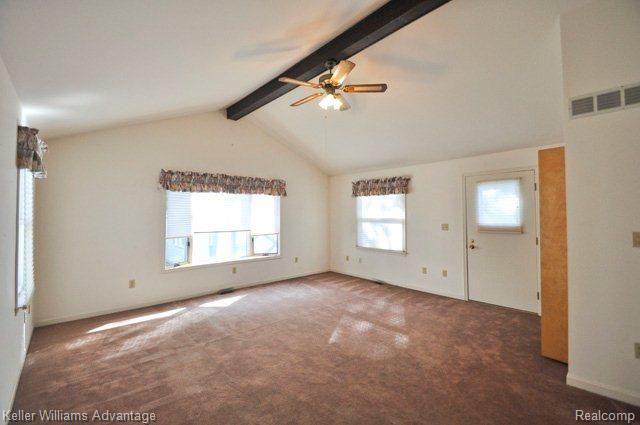 2155 East Eight Mile Road Grosse Pointe, MI 48236 - Photo 10 of 25 16-Family.JPG