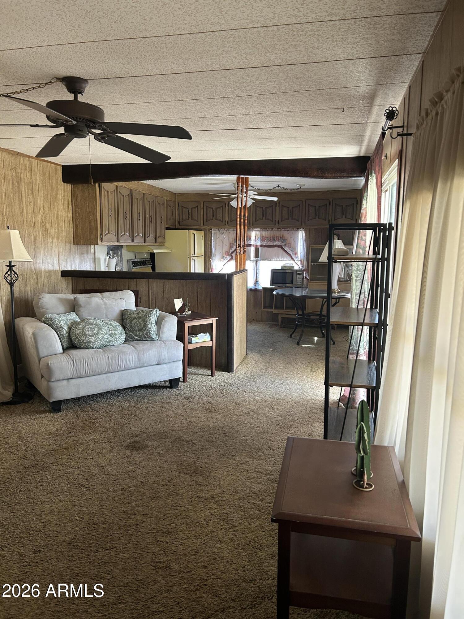 939 North Acacia Road, Unit 1 Apache Junction, AZ 85119 - Photo 5 of 42 Living Room