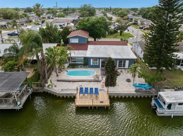$399,900 | 2330 Society Drive, Holiday, FL 34691