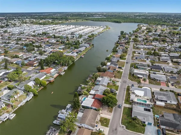$399,900 | 2330 Society Drive, Holiday, FL 34691