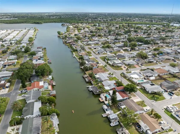 $399,900 | 2330 Society Drive, Holiday, FL 34691