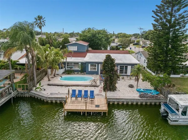 $399,900 | 2330 Society Drive, Holiday, FL 34691