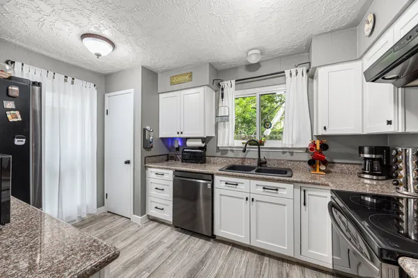 $260,000 | 21302 Bridgepoint Lane, Spring, TX 77388