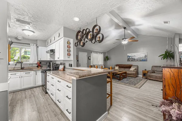 $260,000 | 21302 Bridgepoint Lane, Spring, TX 77388