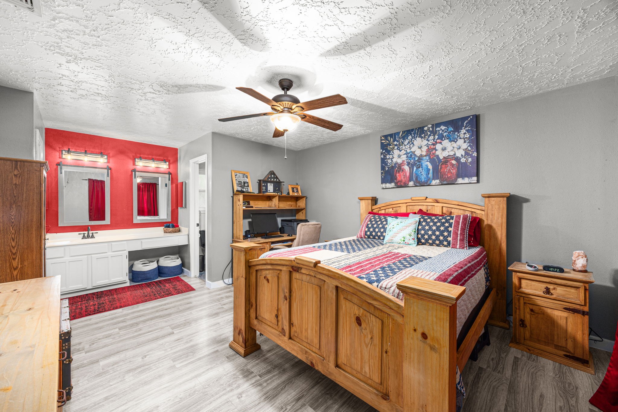 21302 Bridgepoint Lane Spring, TX 77388 - Photo 14 of 30 Primary Suite