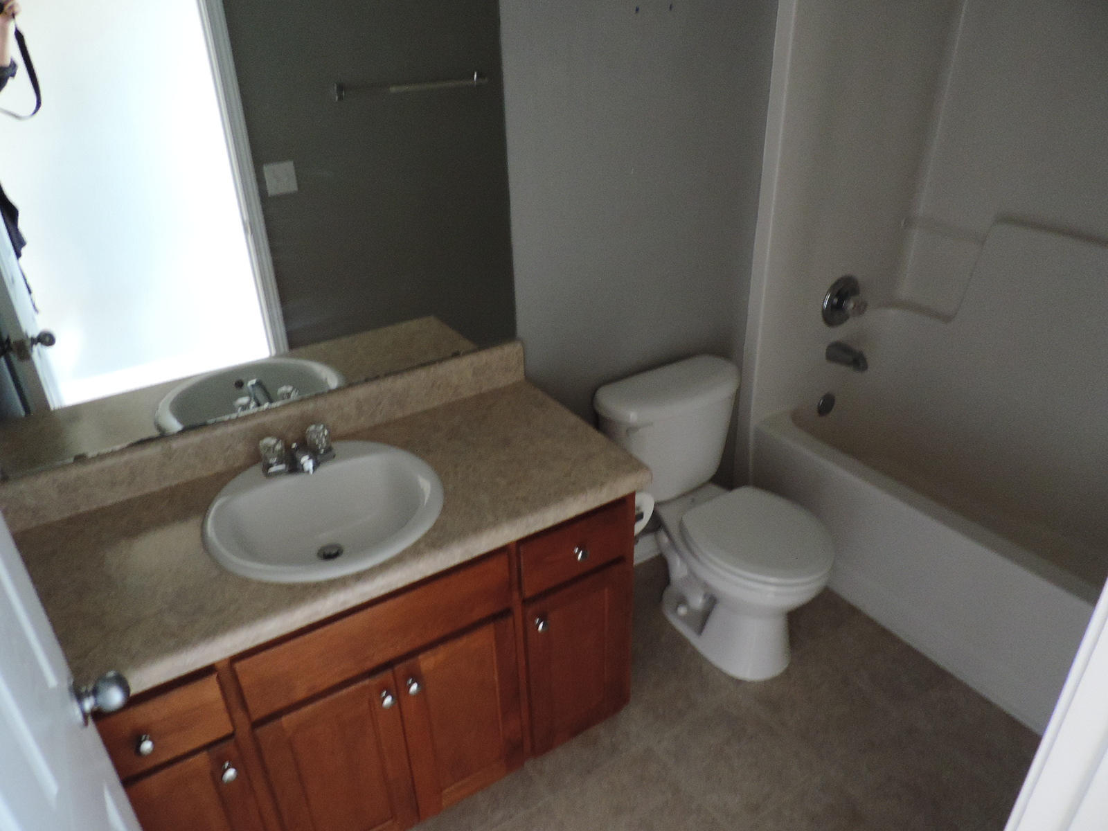 202 Raptor Drive Crestview, FL 32536 - Photo 18 of 35 Guest Bath