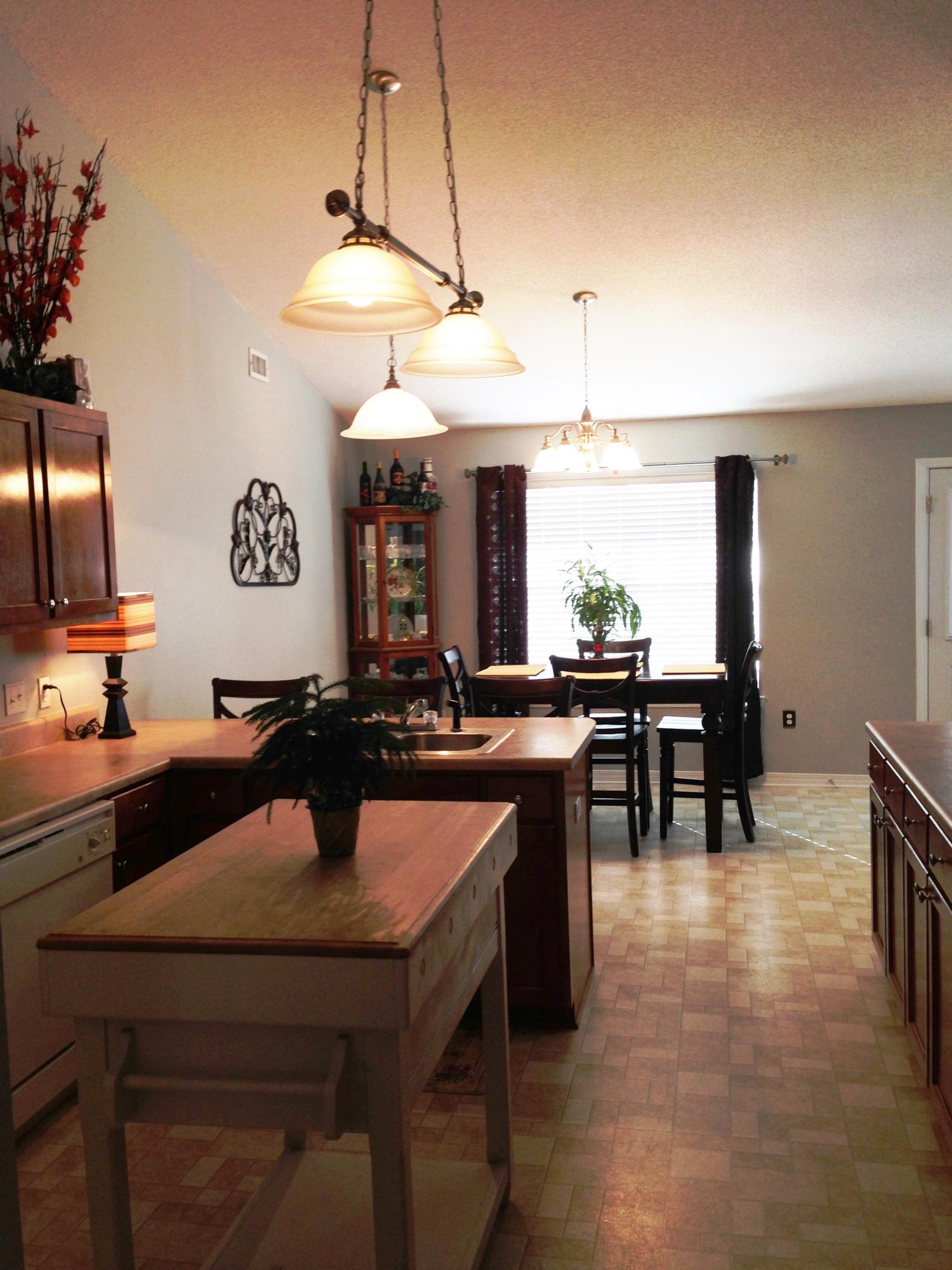 202 Raptor Drive Crestview, FL 32536 - Photo 26 of 35 kitchen and dinning.jpg
