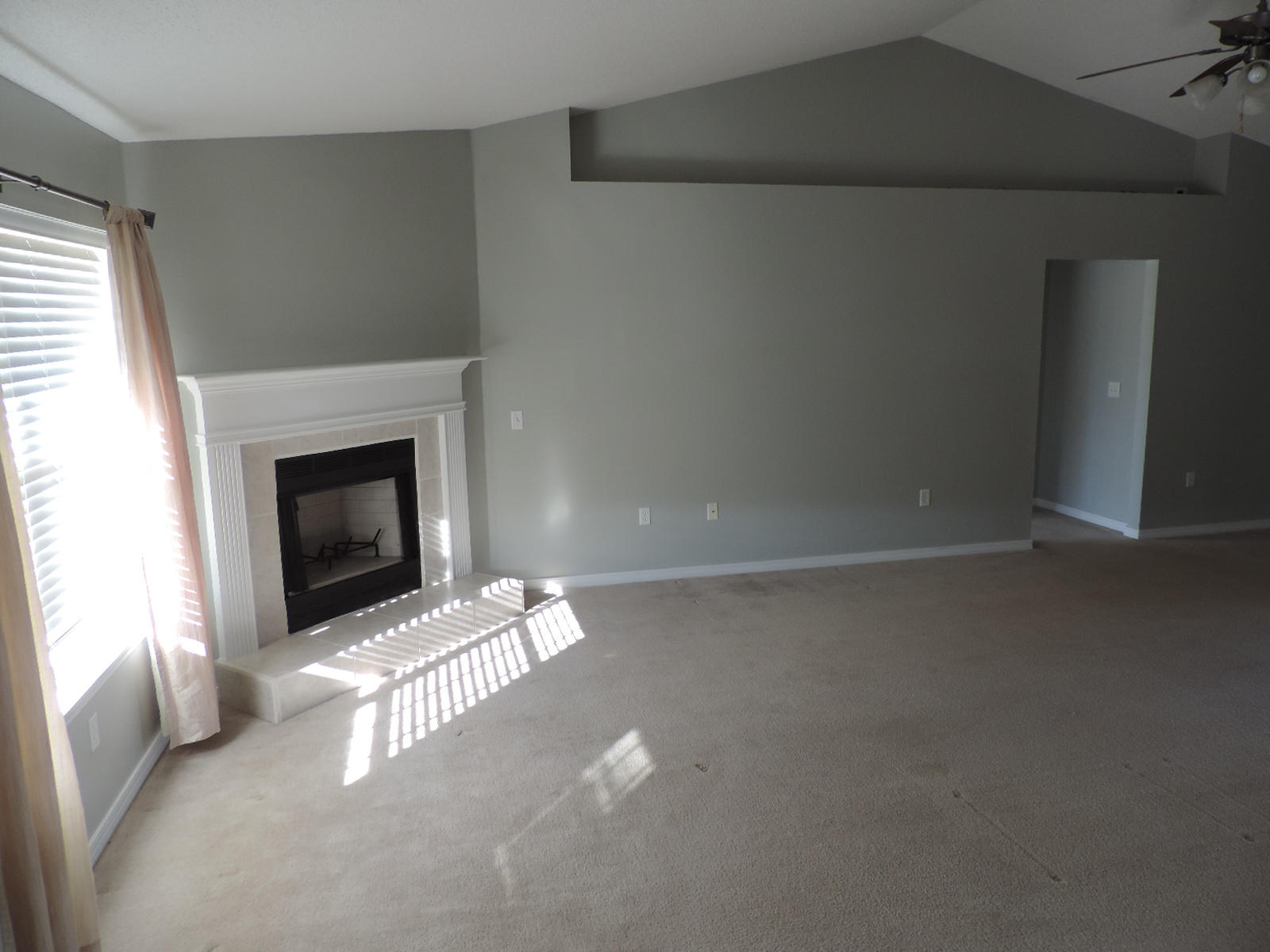 202 Raptor Drive Crestview, FL 32536 - Photo 5 of 35 Living Room