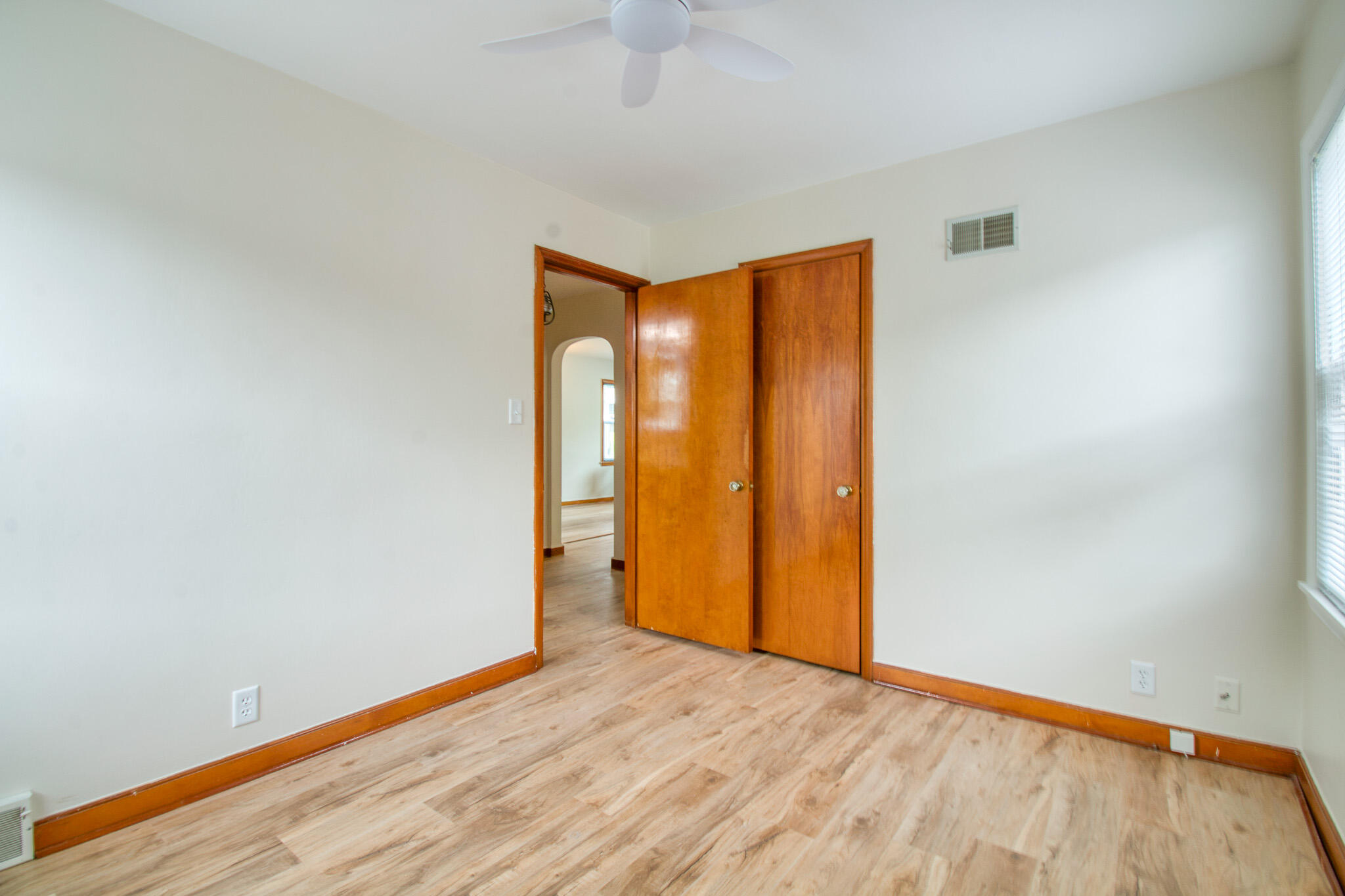 2924 South 46th Street Milwaukee, WI 53219 - Photo 14 of 22 IMG_2304