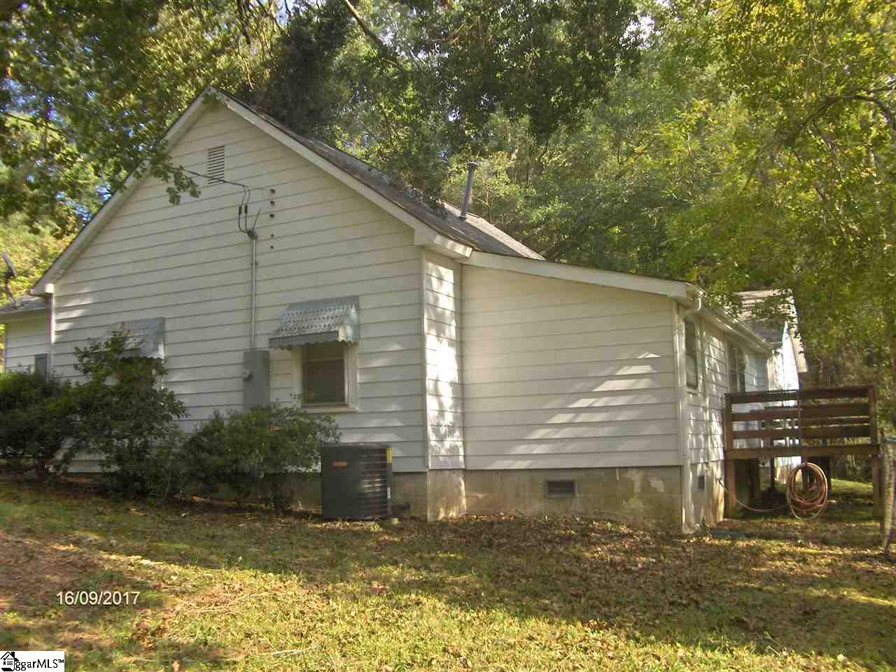 534 Hester Store Road Easley, SC 29640 - Photo 2 of 15