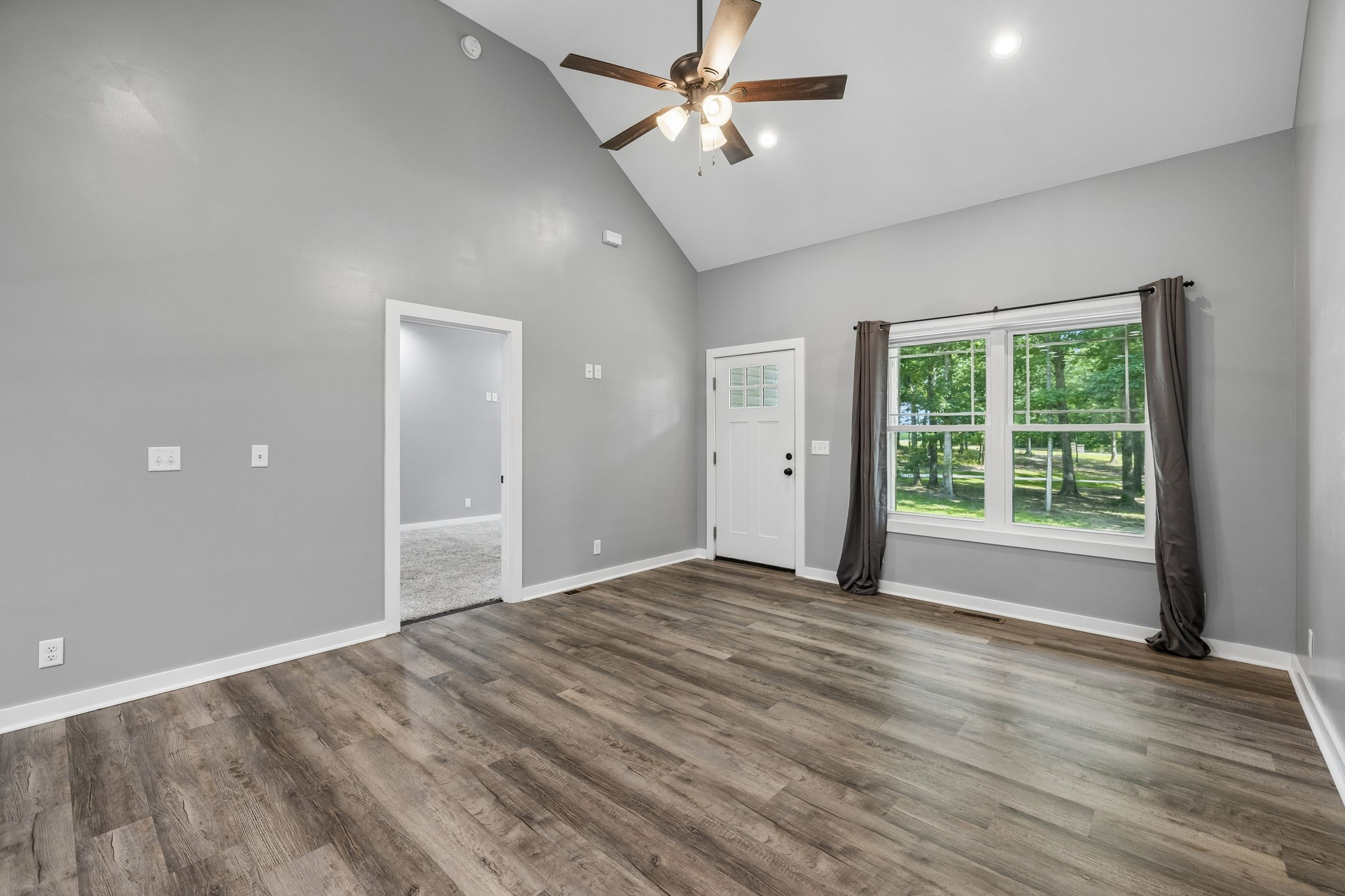 567 Mcelhiney Road Dickson, TN 37055 - Photo 7 of 50