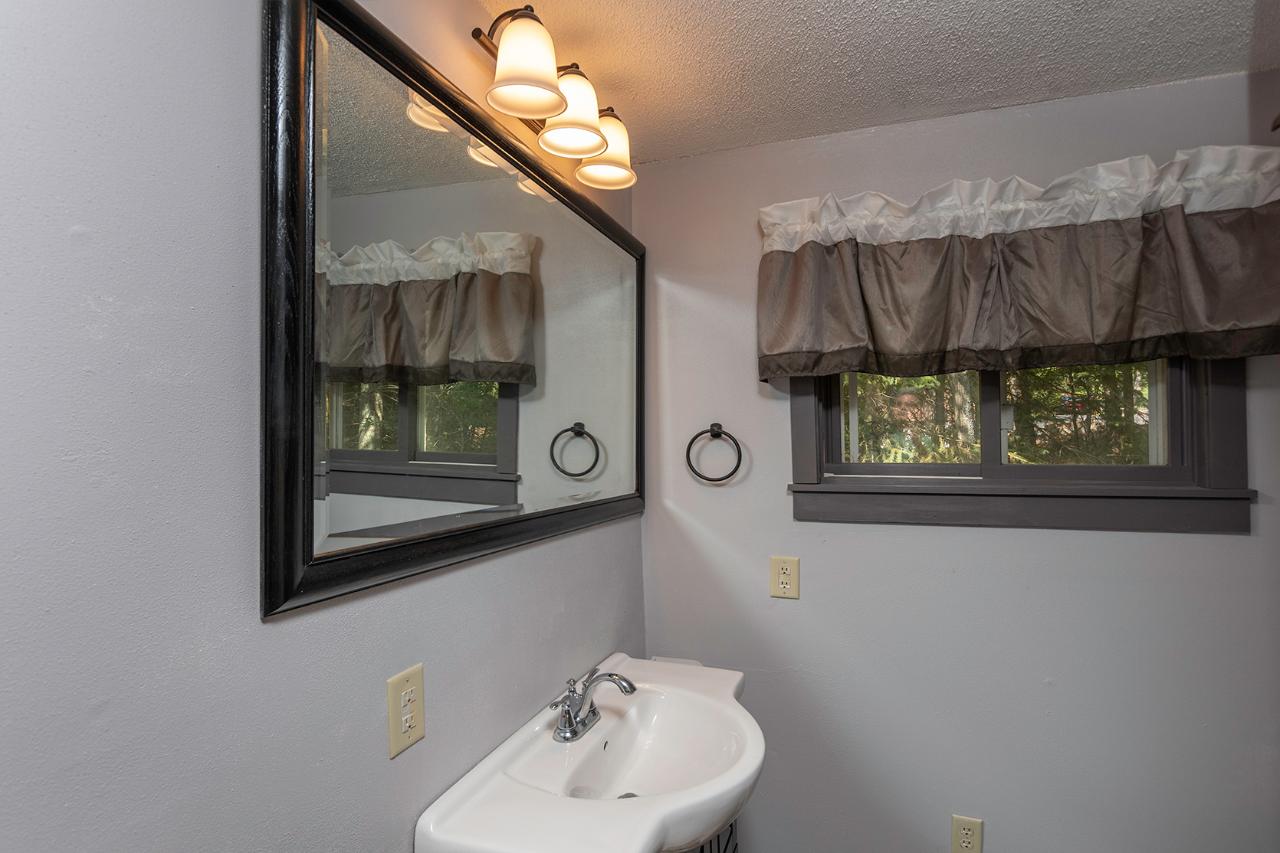 3725 Chain O Lakes Road Eagle River, WI 54521 - Photo 12 of 30 Gallery Image 12