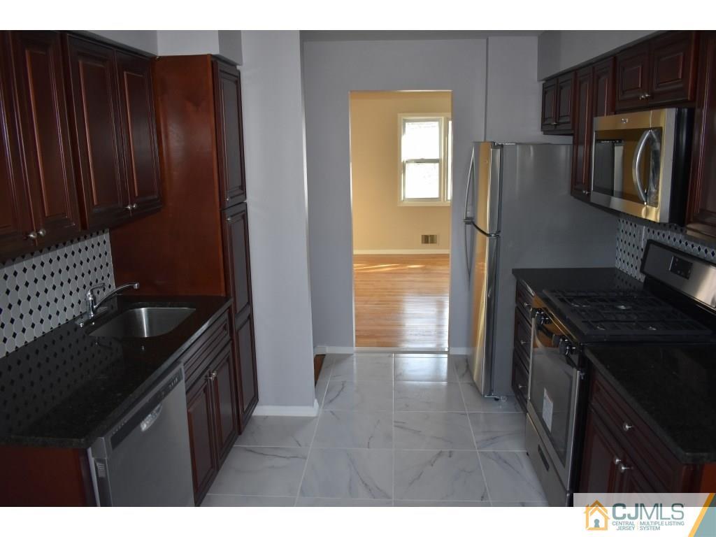 834 Inman Avenue Edison, NJ 08820 - Photo 7 of 20 Gallery Image 7