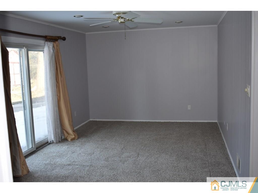 834 Inman Avenue Edison, NJ 08820 - Photo 8 of 20 Gallery Image 8