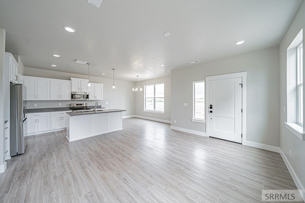 5590 Trueman Street, Unit C Chubbuck, ID 83202 - Photo 3 of 22