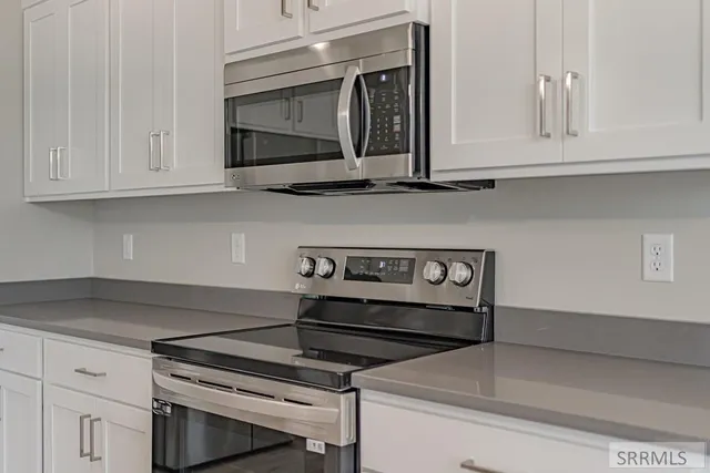 $304,900 | 5590 Trueman Street, Unit C, Chubbuck, ID 83202