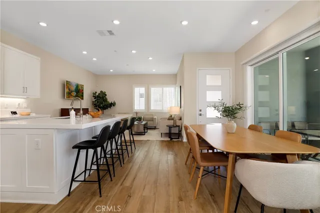 $919,000 | 27512 North Golden Currant Place, Valencia, CA 91381