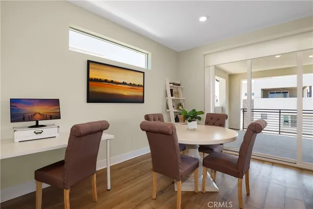 $919,000 | 27512 North Golden Currant Place, Valencia, CA 91381