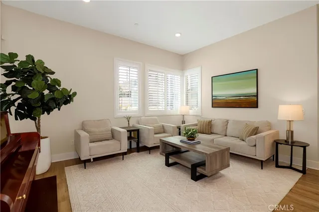 $919,000 | 27512 North Golden Currant Place, Valencia, CA 91381