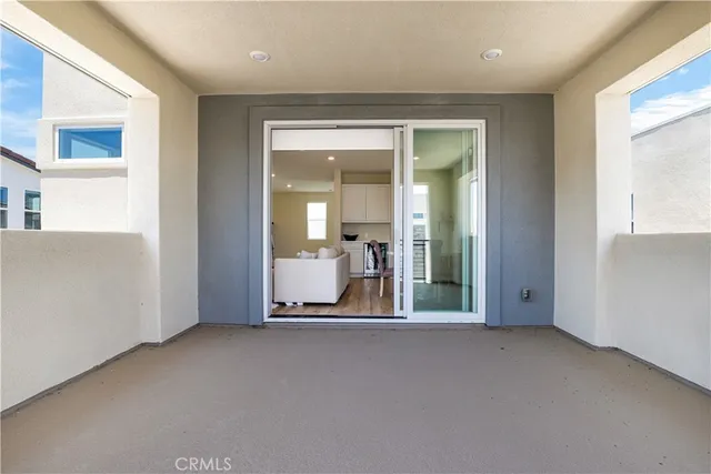 $919,000 | 27512 North Golden Currant Place, Valencia, CA 91381