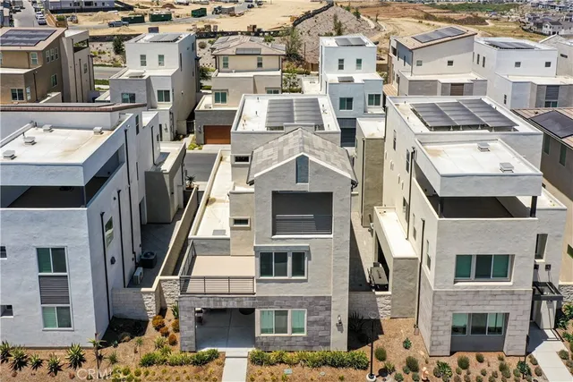 $919,000 | 27512 North Golden Currant Place, Valencia, CA 91381