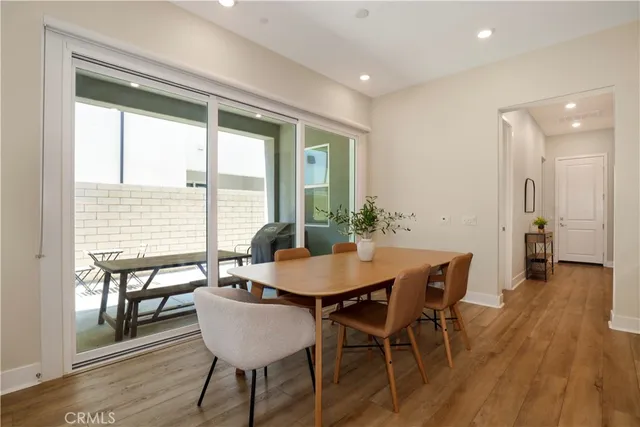 $919,000 | 27512 North Golden Currant Place, Valencia, CA 91381