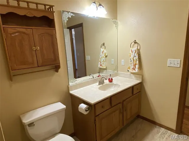 $325,000 | 629 Christopher Lane, New Baden, IL 62265