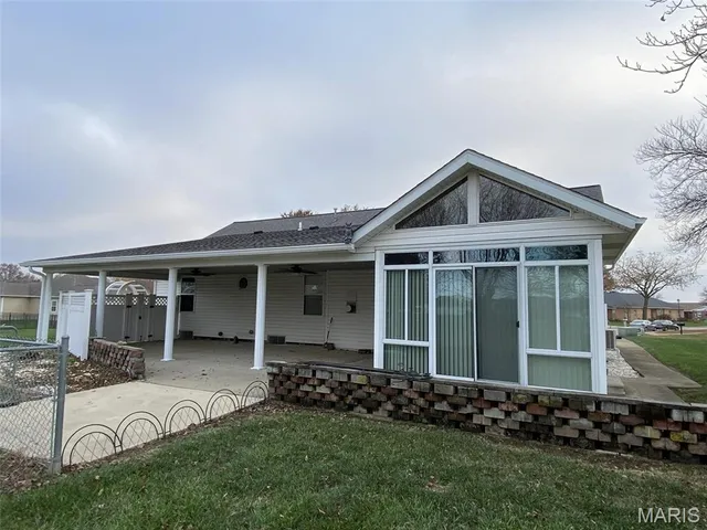 $325,000 | 629 Christopher Lane, New Baden, IL 62265