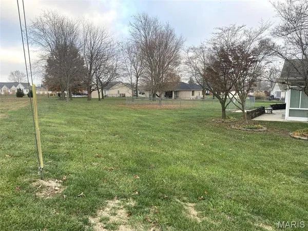 $325,000 | 629 Christopher Lane, New Baden, IL 62265