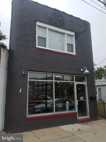 $300,000 | 30 South Broadway, Gloucester City, NJ 08030
