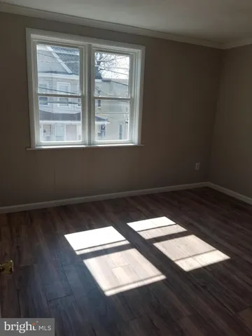 $300,000 | 30 South Broadway, Gloucester City, NJ 08030